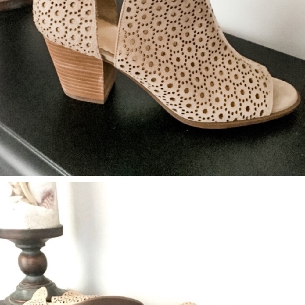 *NEW* open-toe booties by Crown & Ivy - Picture 5 of 6